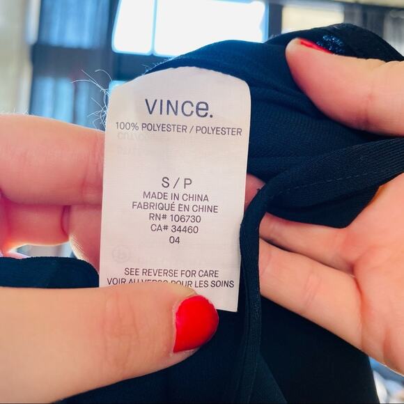 VINCE Revolve Black Side Slit Crew Neck Tank Top Button Keyhole Back Blouse S - Picture 4 of 7